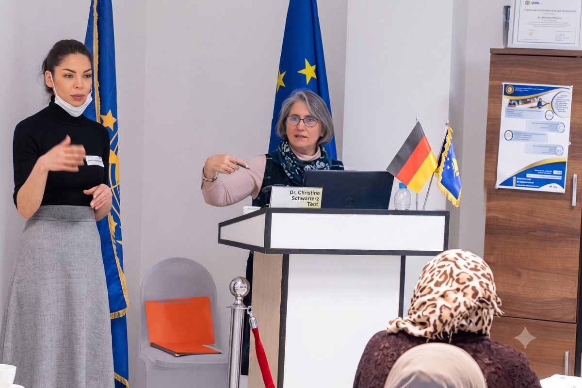Event announcement banner for empowering women in the German job market by Human Restart Organisation.